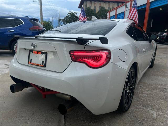 2018 TOYOTA 86 Coupe - $20,197