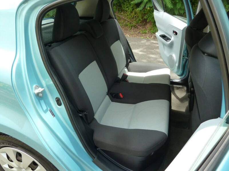 2012 Toyota Prius c Three