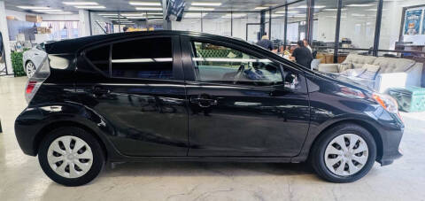 2014 Toyota Prius c Three