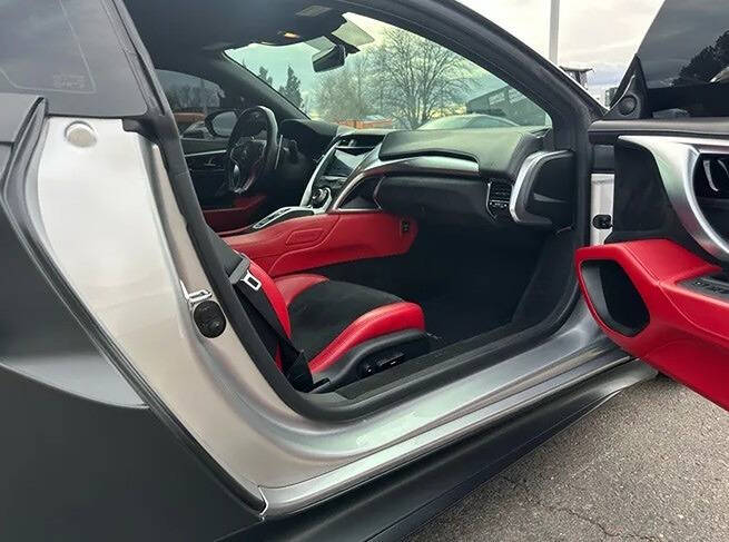 2017 Acura NSX SH-AWD Sport Hybrid