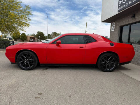 2015 Dodge Challenger SXT