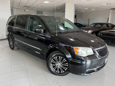 2014 Chrysler Town and Country for sale at Auto Mall of Springfield in Springfield IL