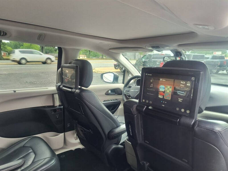 2018 Chrysler Pacifica Touring L Plus