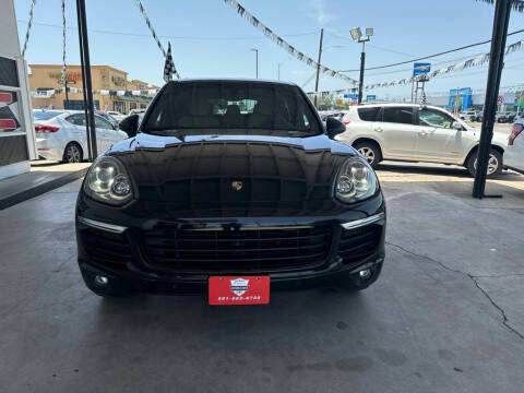 2016 Porsche Cayenne S