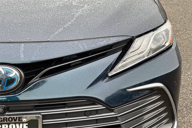 2021 Toyota Camry Hybrid XLE