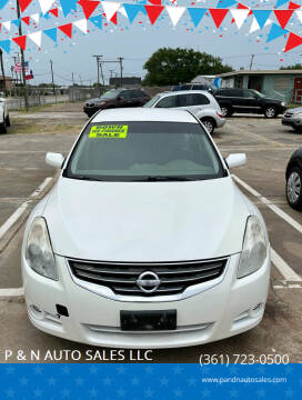 2010 Nissan Altima for sale at P & N AUTO SALES LLC in Corpus Christi TX