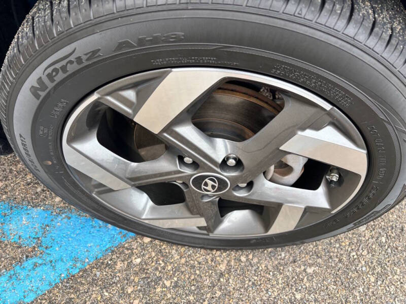 2024 Hyundai Venue SEL