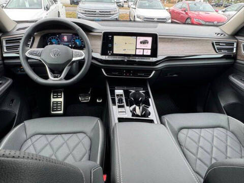 2026 Volkswagen Atlas SEL Premium R-Line 4Motion