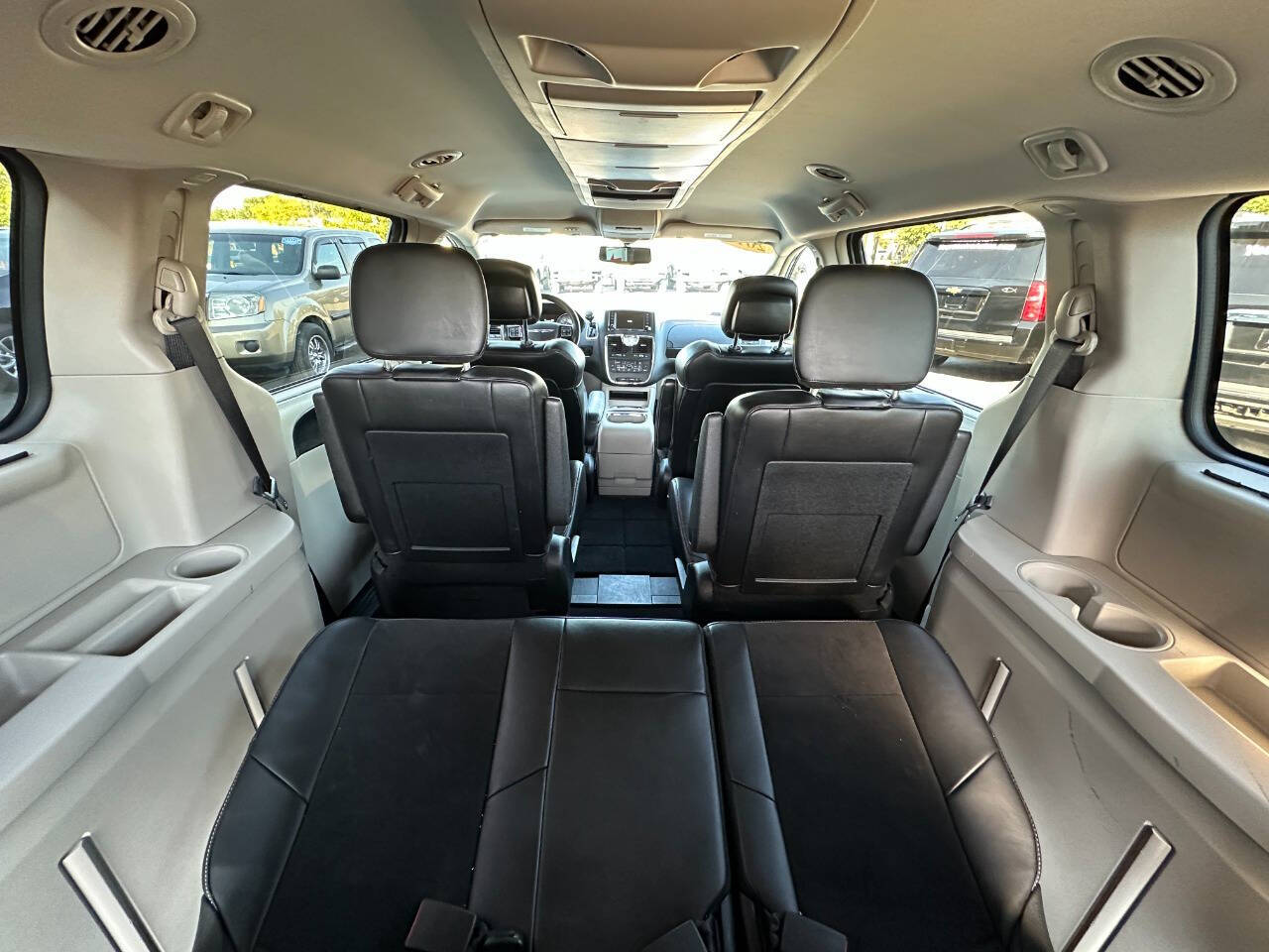 ChryslerTown and Country20