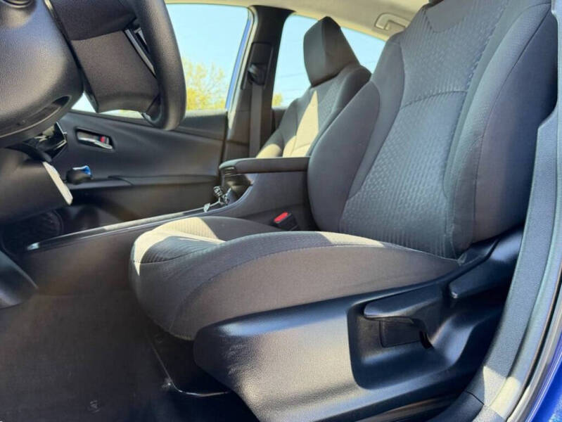 2016 Toyota Prius Two