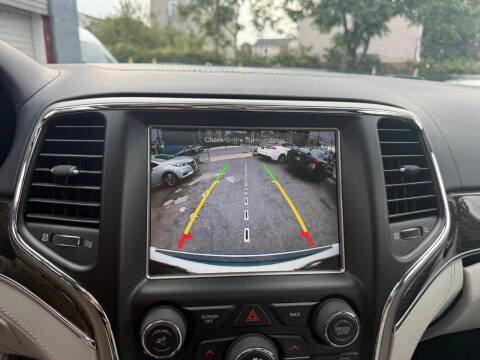 2017 Jeep Grand Cherokee Summit