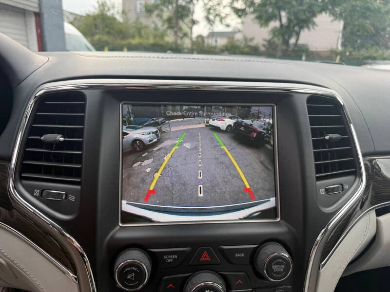 2017 Jeep Grand Cherokee Summit