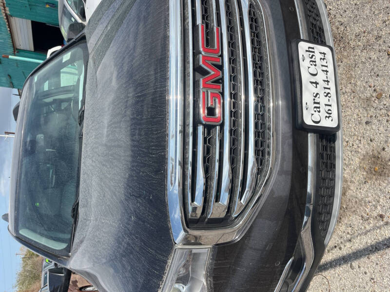 2017 GMC Acadia SLT-2's photo