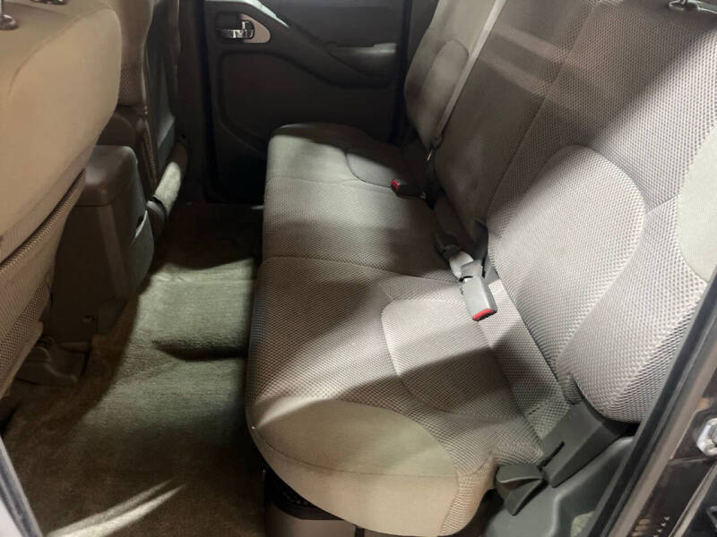 2013 Nissan Frontier SV