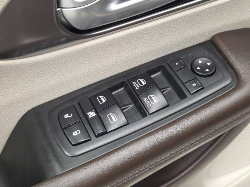 2017 Chrysler Pacifica Touring Plus