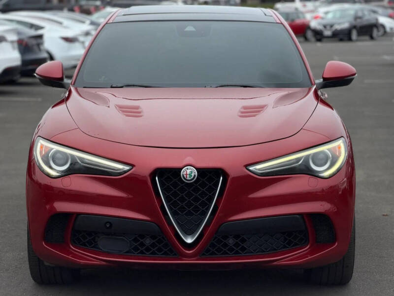 2018 Alfa Romeo Stelvio Quadrifoglio