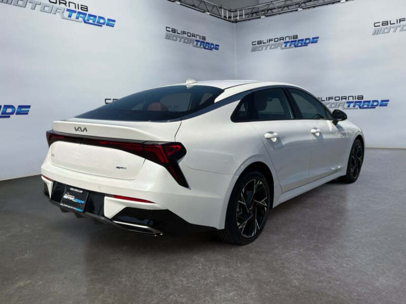 2026 Kia K5