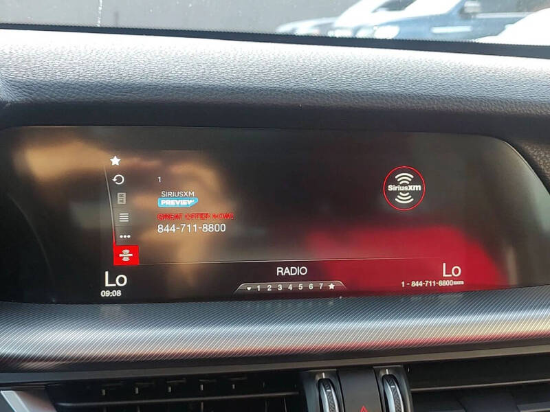 2018 Alfa Romeo Stelvio Ti Sport