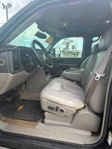 2004 Chevrolet Tahoe LT