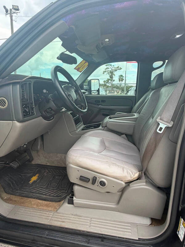 2004 Chevrolet Tahoe LT