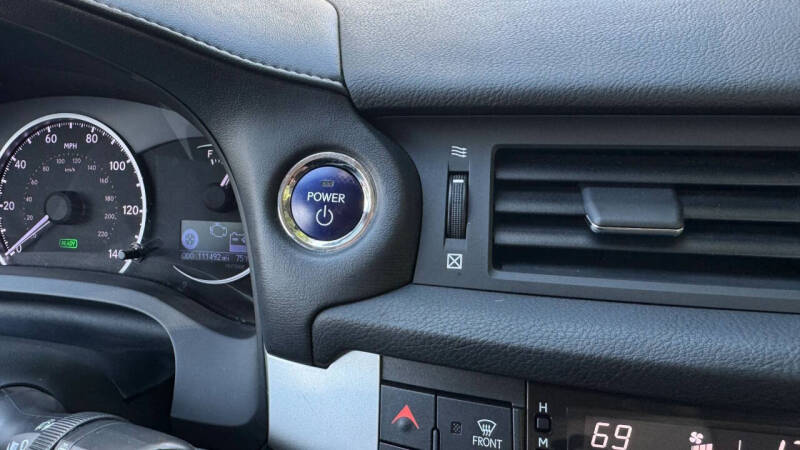 2013 Lexus CT 200h