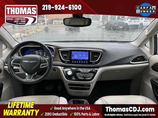 2017 Chrysler Pacifica Touring-L Plus