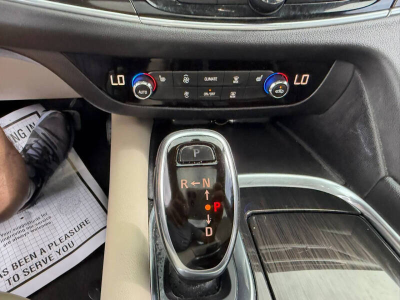2019 Buick Enclave Essence