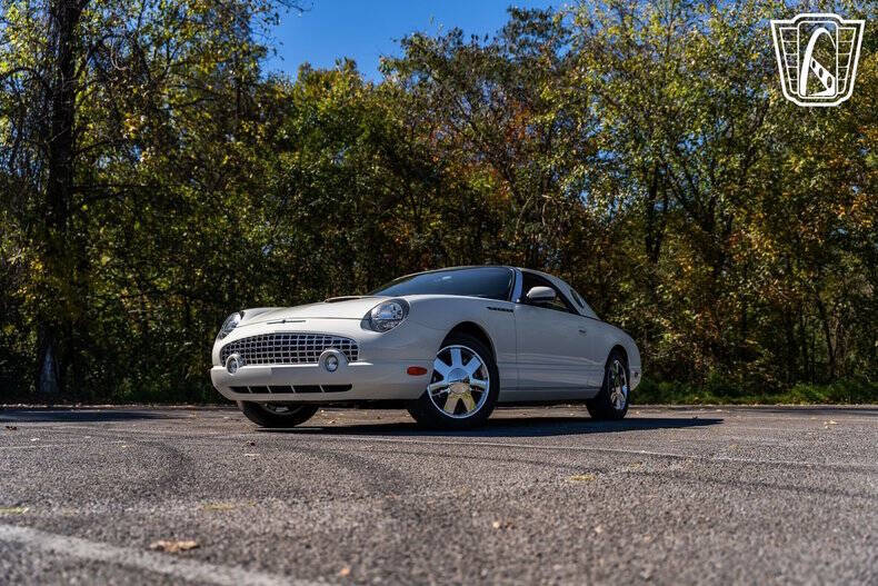 2002 Ford Thunderbird Deluxe