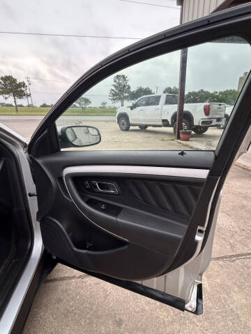 2014 Ford Taurus SEL