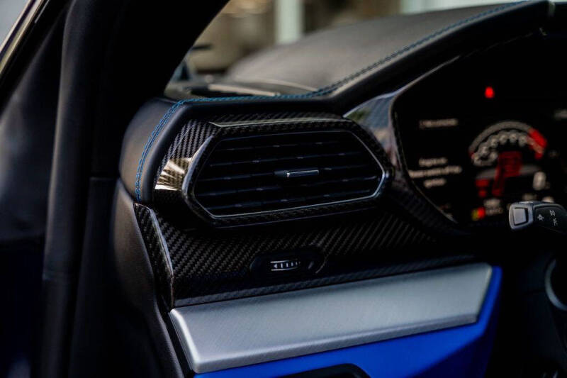 2020 Lamborghini Urus