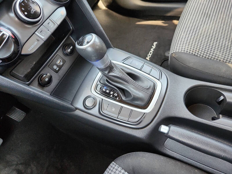 2021 Hyundai Kona SEL