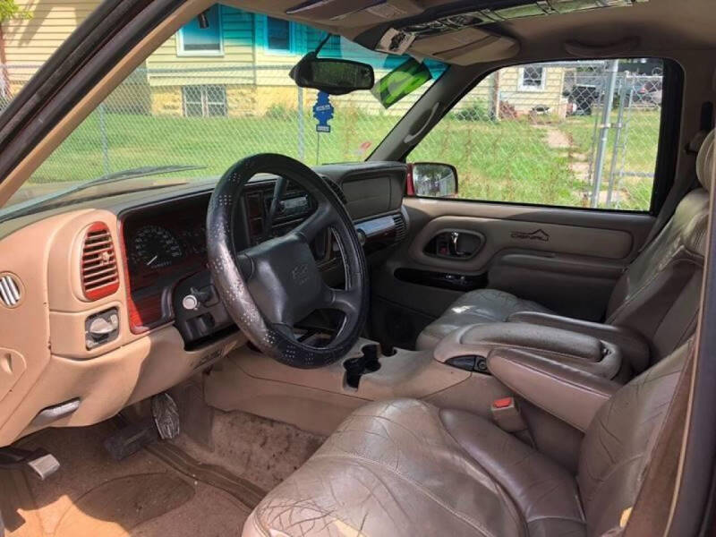 1999 GMC Yukon Denali
