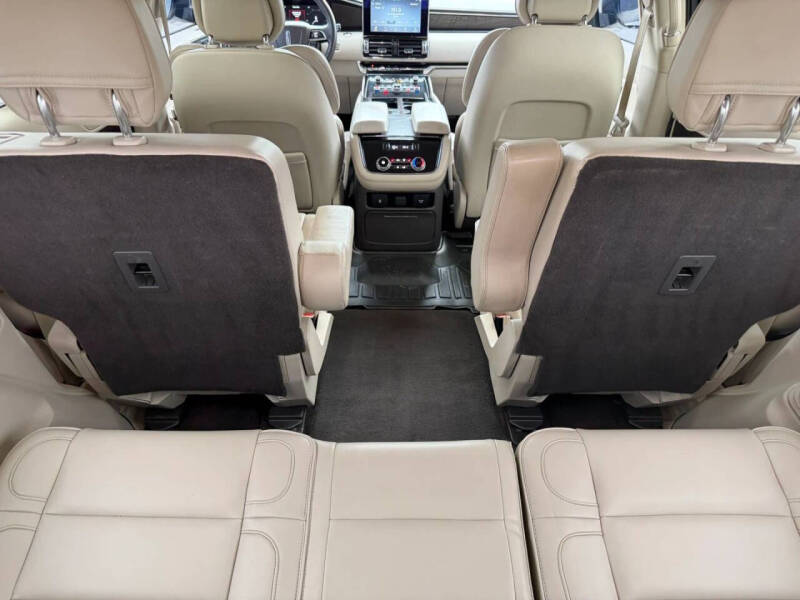 2019 Lincoln Navigator Select
