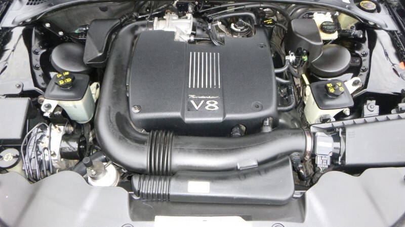 2002 Ford Thunderbird Deluxe