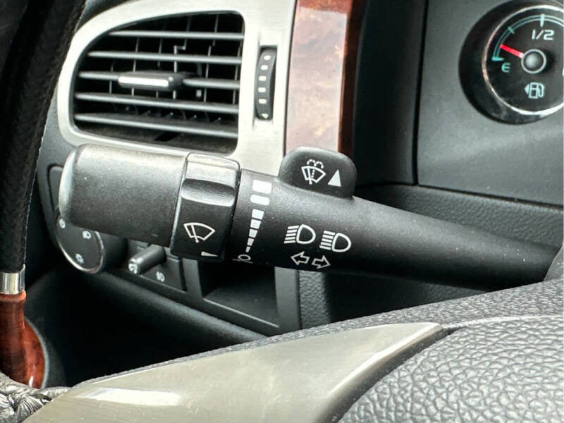 2013 Chevrolet Avalanche LT Black Diamond