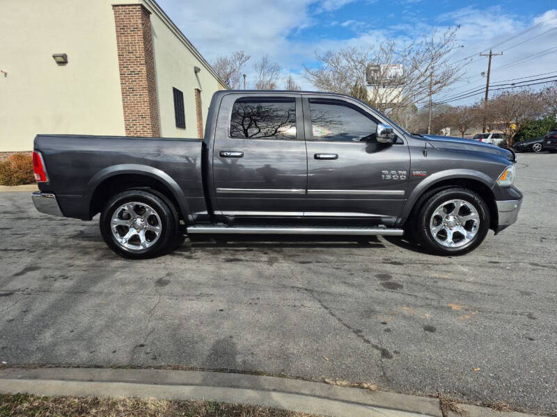 2017 RAM 1500 Laramie