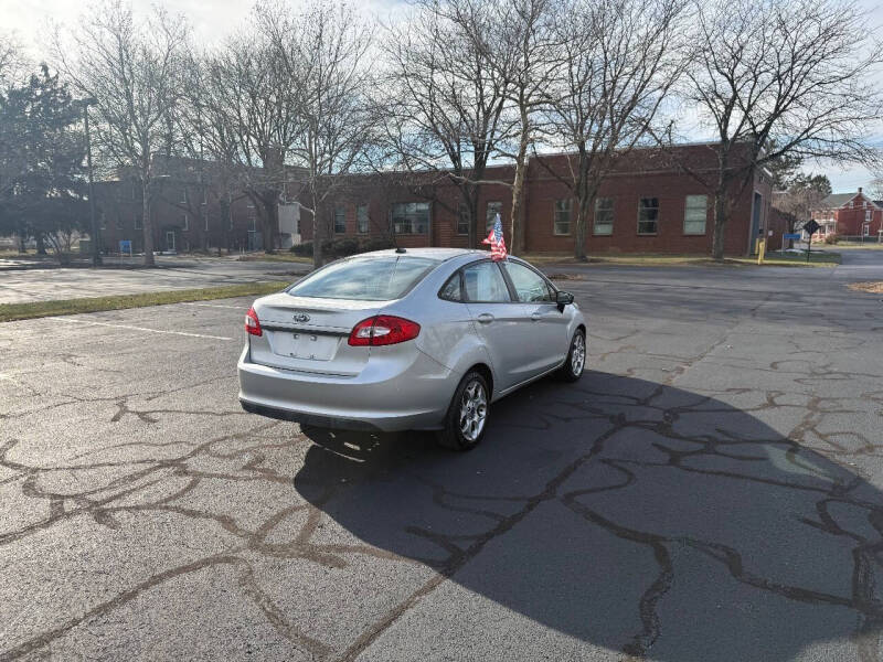 2012 Ford Fiesta SEL