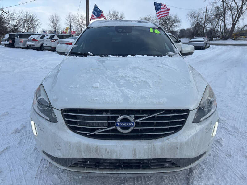 2016 Volvo XC60 T5 Platinum