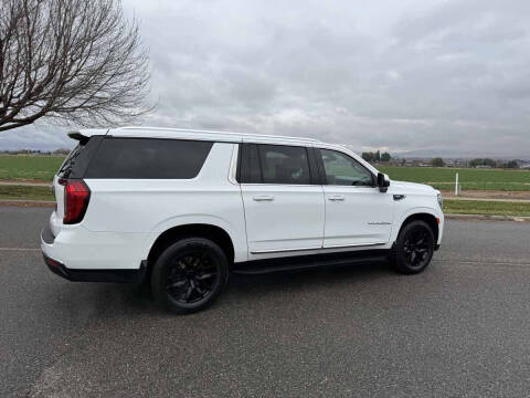 2021 GMC Yukon XL SLT