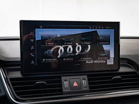 2025 Audi Q5 quattro Premium 40 TFSI