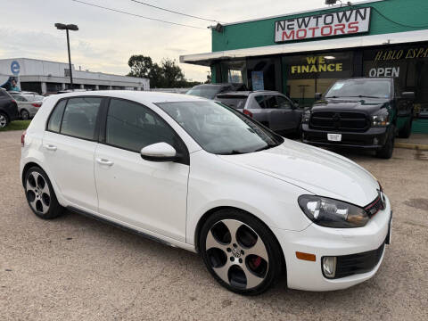 2012 Volkswagen GTI Base PZEV