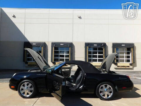 2002 Ford Thunderbird Deluxe