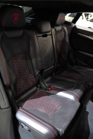 2019 Lamborghini Urus
