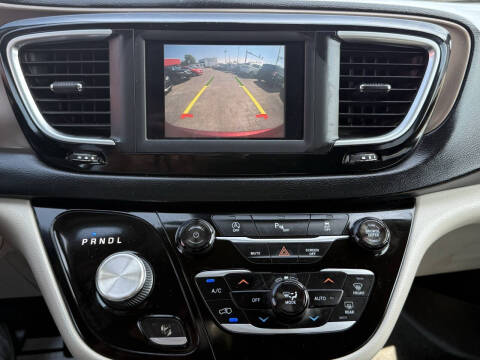 2018 Chrysler Pacifica Touring L