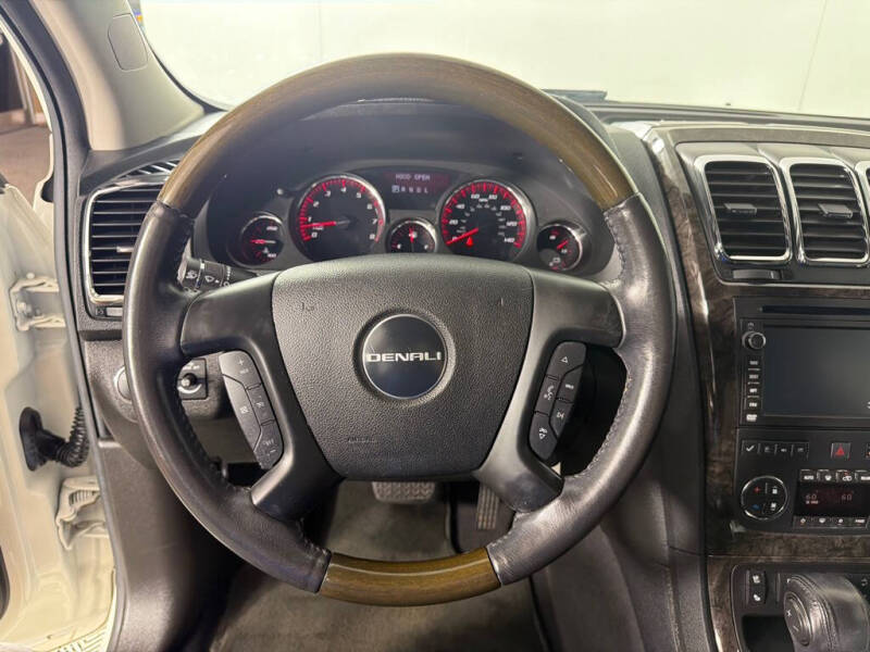 2011 GMC Acadia Denali