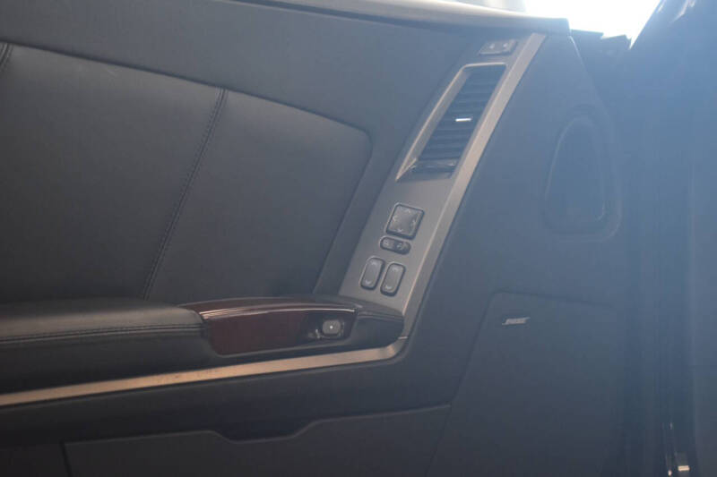 2005 Cadillac XLR