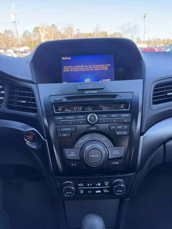 2013 Acura ILX 2.0L w/Tech