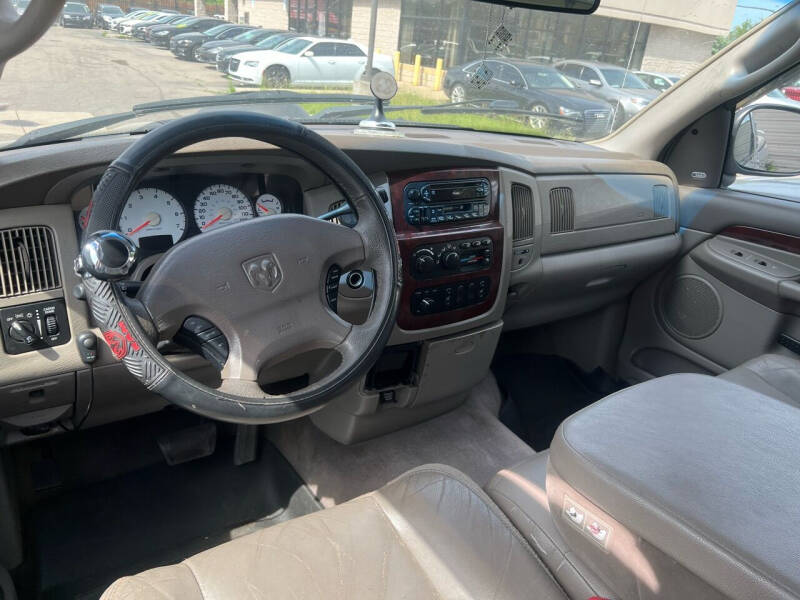 2002 Dodge Ram 1500 SLT Plus