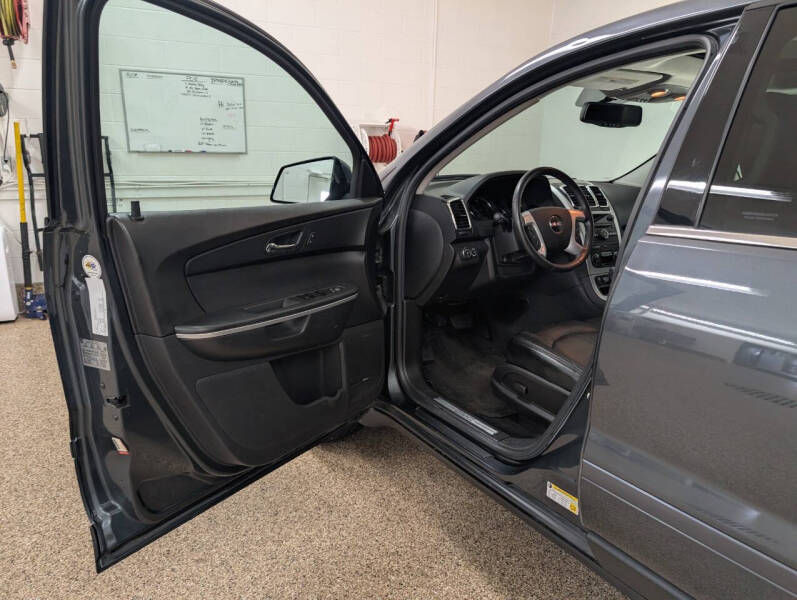 2011 GMC Acadia SLT-1