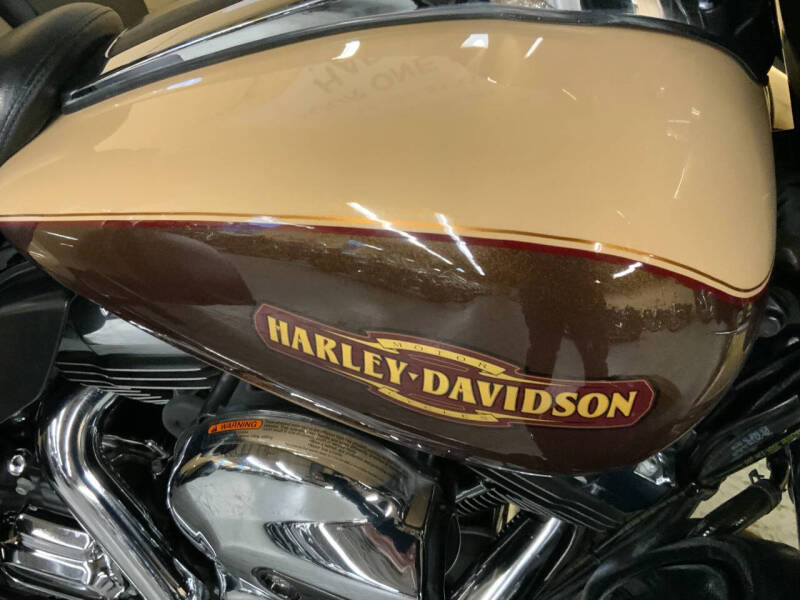 2014 Harley-Davidson FLHTCUTG TRI GLIDE